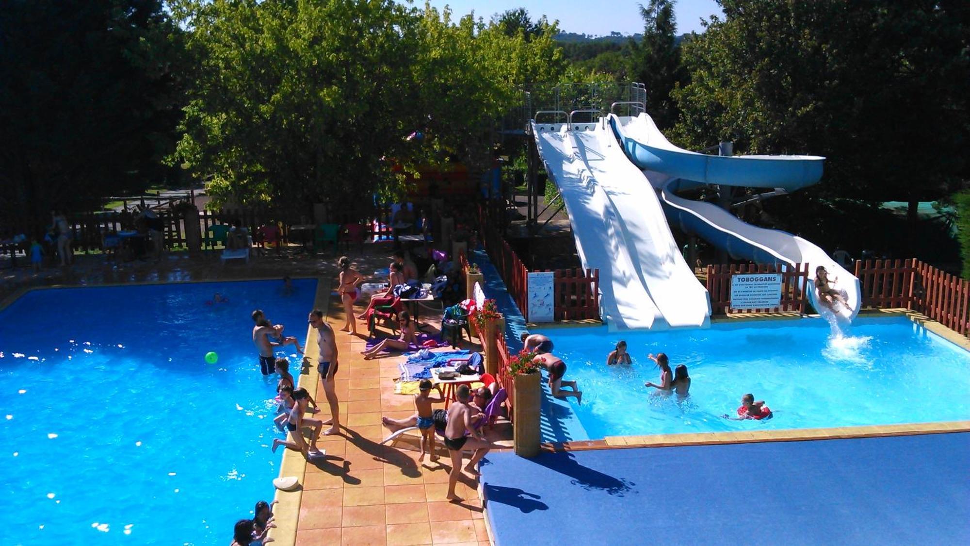 Camping Le Pigeonnier Saint-Crépin-et-Carlucet Kültér fotó