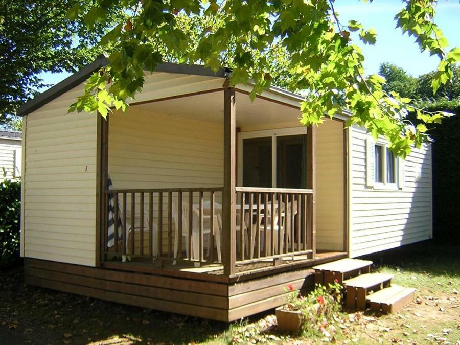Camping Le Pigeonnier Saint-Crépin-et-Carlucet Kültér fotó